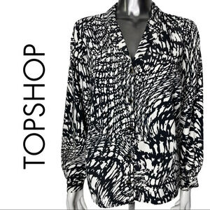 🛍️3/$40 Topshop Blouse Long Sleeve Black White  Button Down Size 4